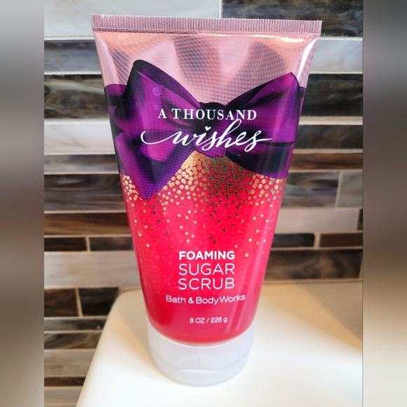 Bath & Body Works Bath & Body Bath Body Works Foaming Sugar Scrub